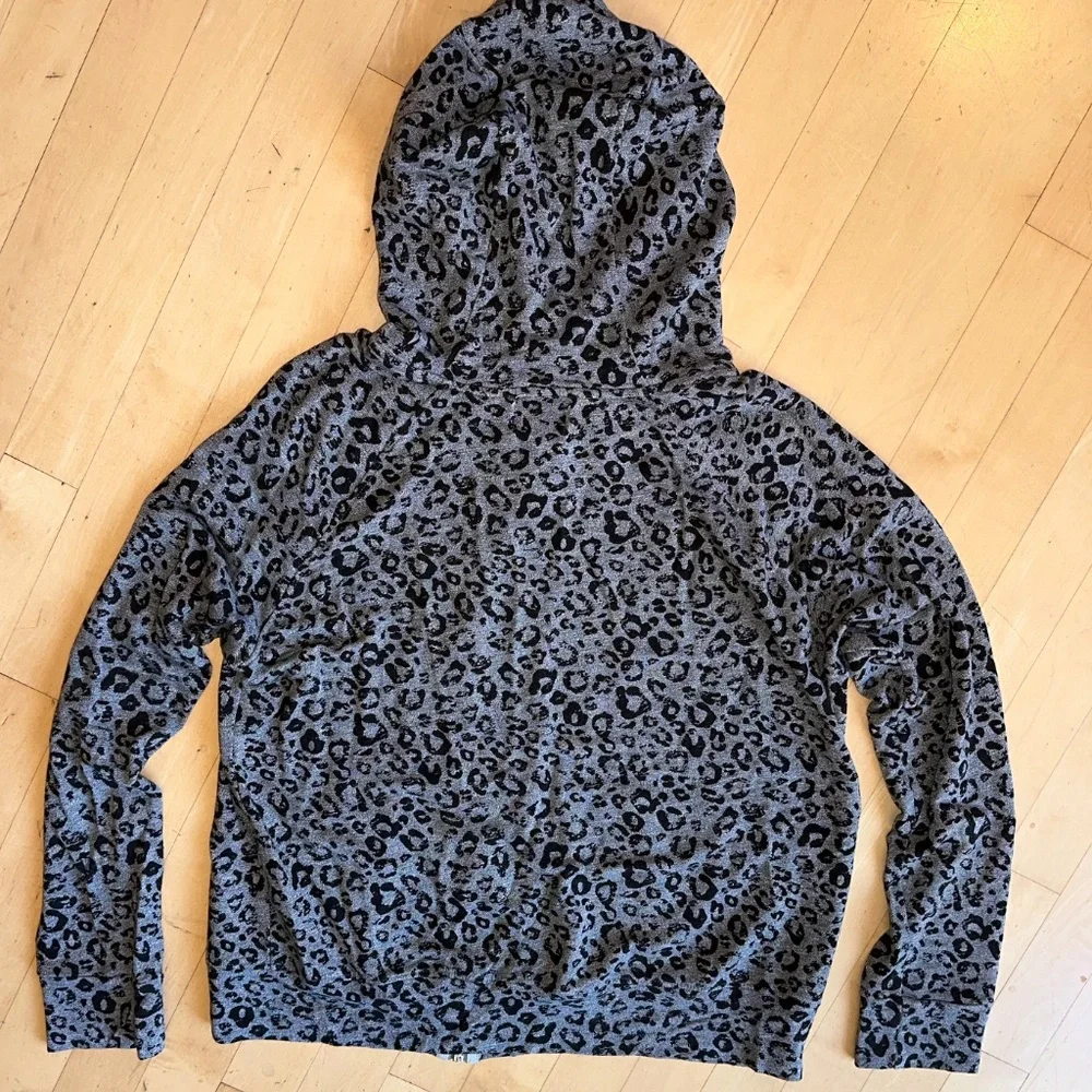 SUNDRY grey/black cheeta print zip up hoodie, 1 ( 4/6)  CB2436 - Picture 5 of 5